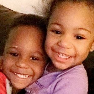 Meet your Posher, Antina